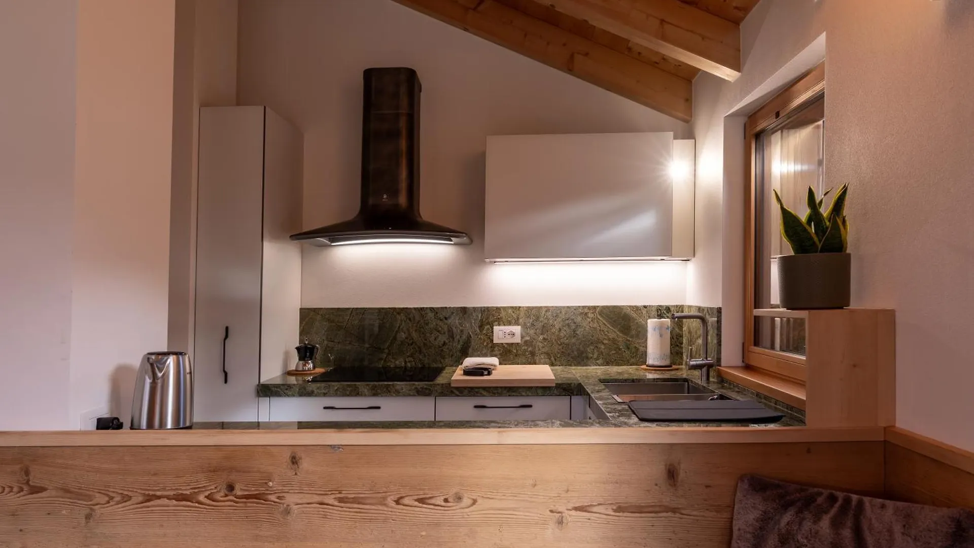 Greenwood Chalet - Spacious Alpine Retreat With Mountain Views Vodo Cadore Italia
