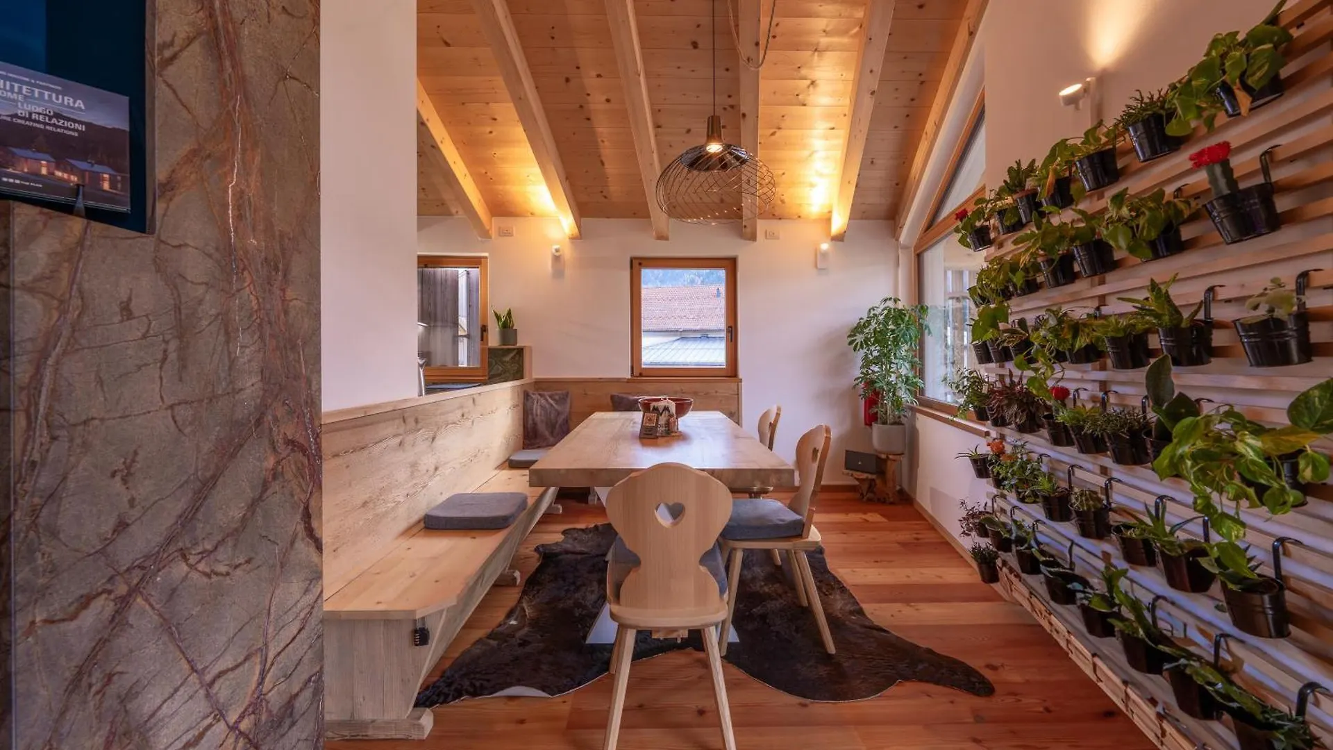 Greenwood Chalet - Spacious Alpine Retreat With Mountain Views Vodo Cadore 0*,  Itálie
